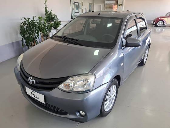 TOYOTA ETIOS 1.5 XLS 16V FLEX 4P MANUAL